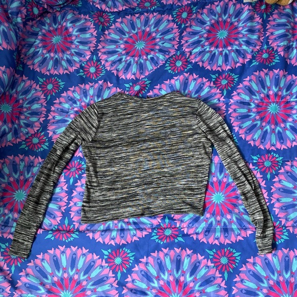 LONG SLEEVE TOP - Picture 3 of 3